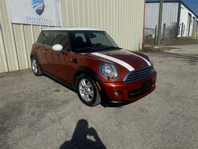 2012 MINI Cooper Hardtop   - Photo 4 - Midlothian, TX 76056