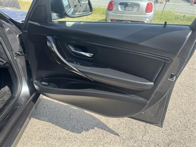 2018 BMW 320i xDrive   - Photo 18 - Midlothian, TX 76056