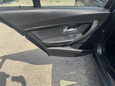2018 BMW 320i xDrive   - Photo 12 - Midlothian, TX 76056