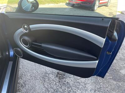 2013 MINI Roadster Cooper   - Photo 13 - Midlothian, TX 76016
