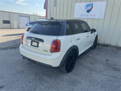 2017 MINI Cooper 5-door   - Photo 6 - Midlothian, TX 76016