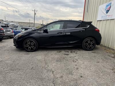 2017 Chevrolet Cruze LT Auto   - Photo 9 - Midlothian, TX 76056