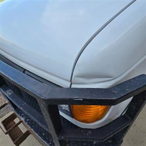 2005 Ford E-Series Van E-350 SD XL   - Photo 3 - Belfield, ND 58622