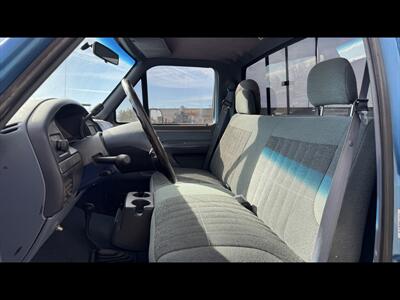 1992 Ford F-150 2dr   - Photo 11 - Belfield, ND 58622