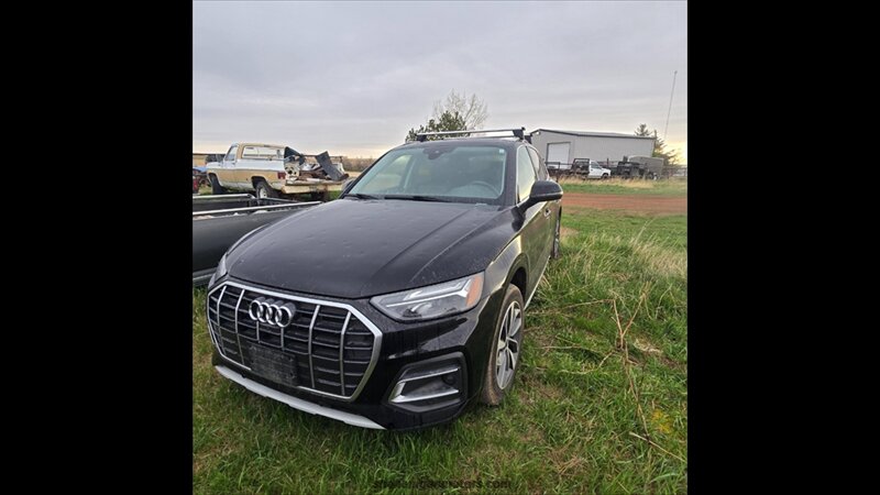 2021 Audi Q5 quattro Premium Plus 45 T - Photo 2 - Belfield, ND 58622