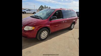 2007 Chrysler Town and Country LX Minivan