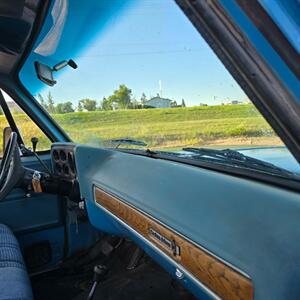 1977 Chevrolet Custom Deluxe  k10 - Photo 11 - Belfield, ND 58622