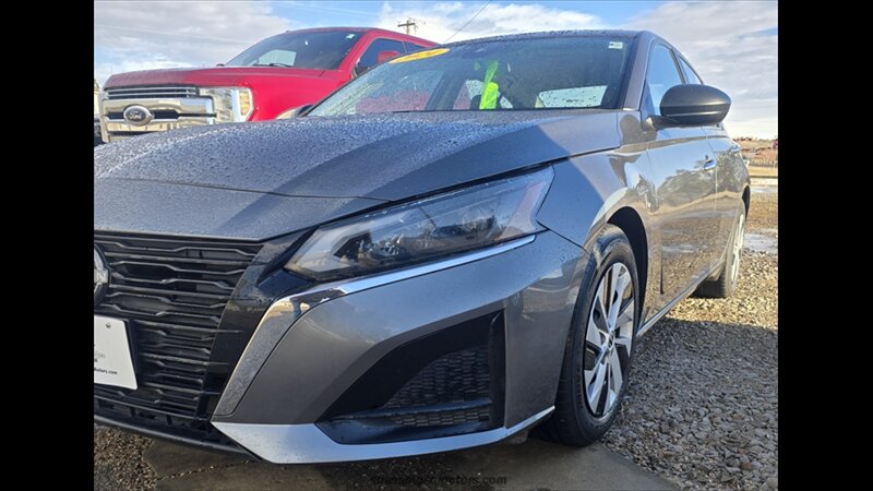 2024 Nissan Altima 2.5 S   - Photo 1 - Belfield, ND 58622