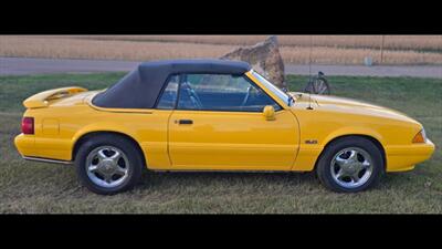 1993 Ford Mustang LX 5.0   - Photo 6 - Belfield, ND 58622