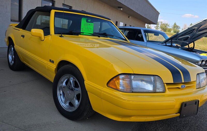 1993 Ford Mustang LX 5.0  