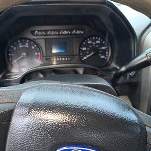 2019 Ford F-250 Super Duty XL   - Photo 4 - Belfield, ND 58622