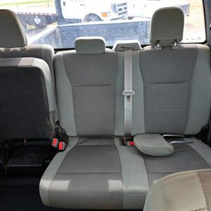 2019 Ford F-250 Super Duty XL   - Photo 5 - Belfield, ND 58622