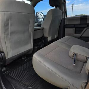 2019 Ford F-250 Super Duty XL   - Photo 6 - Belfield, ND 58622