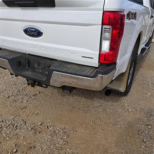 2019 Ford F-250 Super Duty XL   - Photo 12 - Belfield, ND 58622