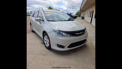 2021 Chrysler Pacifica Touring L Minivan