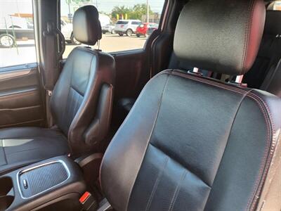 2019 Dodge Grand Caravan GT - Photo 10 - Albuquerque, NM 87107