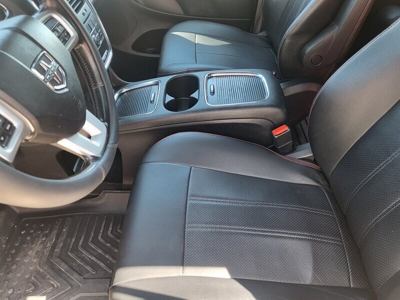 2019 Dodge Grand Caravan GT - Photo 8 - Albuquerque, NM 87107