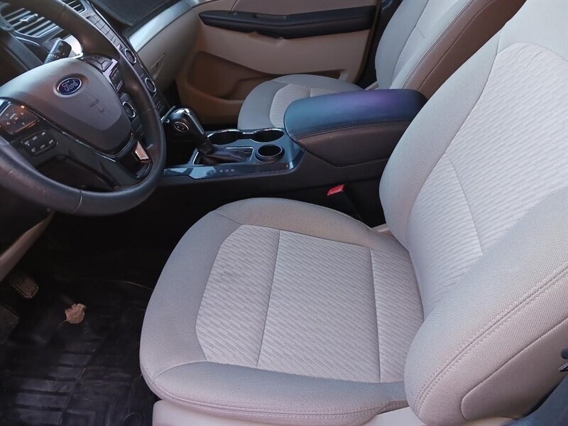 2018 Ford Explorer - Photo 11 - Albuquerque, NM 87107