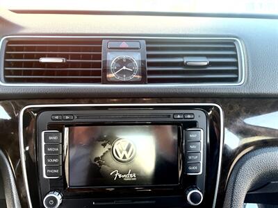 2015 Volkswagen Passat 2.0L TDI SEL Premium   - Photo 14 - Albuquerque, NM 87107