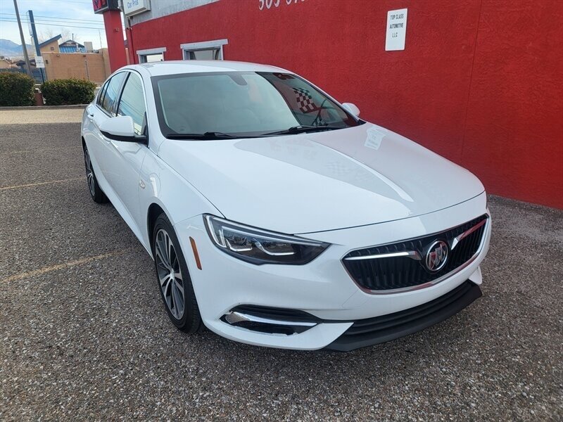 2019 Buick Regal Sportback Preferred   - Photo 1 - Albuquerque, NM 87107