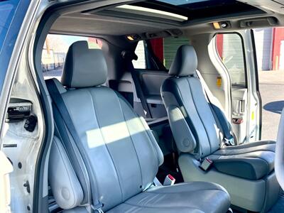 2014 Toyota Sienna XLE 7-Passenger   - Photo 29 - Albuquerque, NM 87107