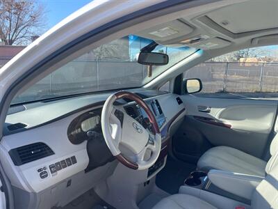 2014 Toyota Sienna XLE 7-Passenger   - Photo 8 - Albuquerque, NM 87107