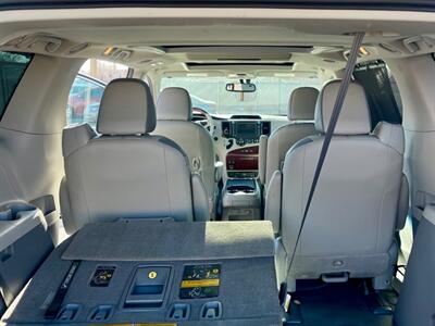 2014 Toyota Sienna XLE 7-Passenger   - Photo 27 - Albuquerque, NM 87107