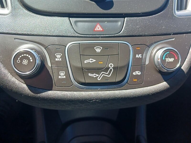 2018 Chevrolet Malibu LS - Photo 18 - Albuquerque, NM 87107
