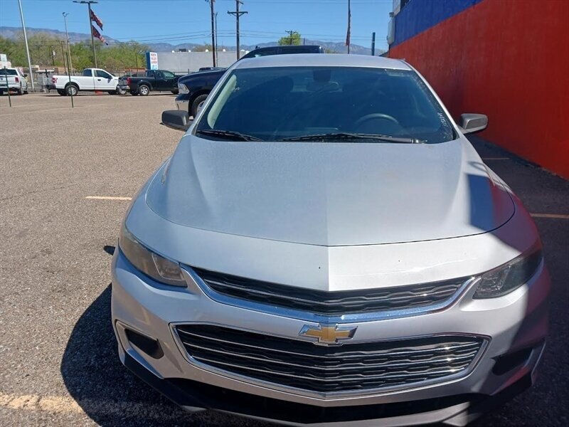 2018 Chevrolet Malibu LS - Photo 2 - Albuquerque, NM 87107