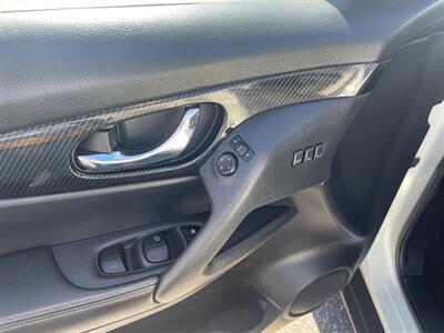 2018 Nissan Rogue S   - Photo 8 - Albuquerque, NM 87107