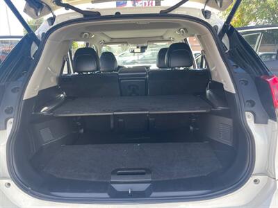 2018 Nissan Rogue S   - Photo 18 - Albuquerque, NM 87107