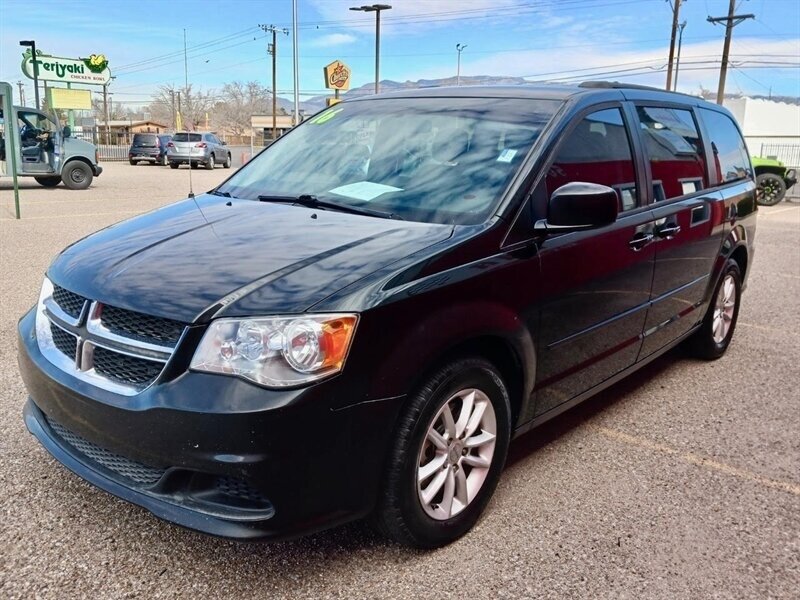 2016 Dodge Grand Caravan SXT   - Photo 1 - Albuquerque, NM 87107