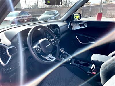 2023 Kia Soul LX   - Photo 8 - Albuquerque, NM 87107
