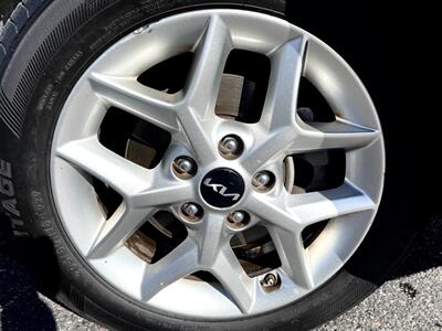 2023 Kia Soul LX   - Photo 21 - Albuquerque, NM 87107