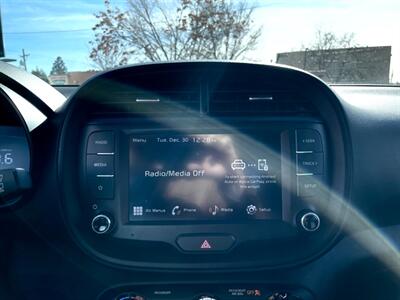 2023 Kia Soul LX   - Photo 12 - Albuquerque, NM 87107