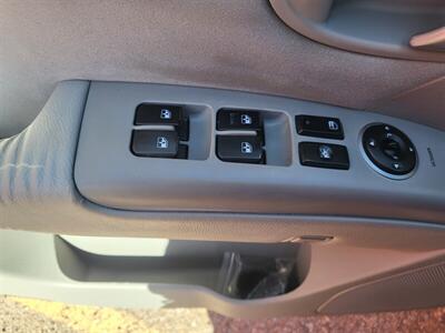 2008 Hyundai Santa Fe GLS   - Photo 13 - Albuquerque, NM 87107