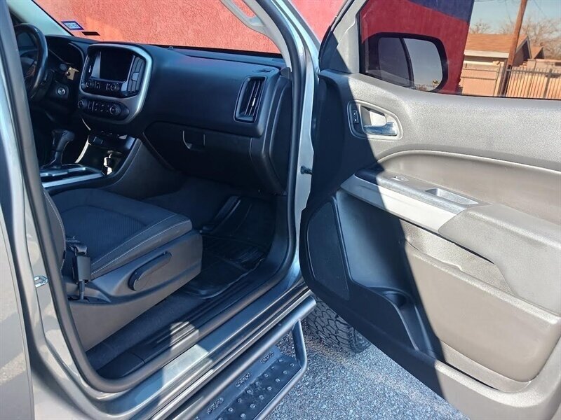2020 Chevrolet Colorado LT - Photo 22 - Albuquerque, NM 87107