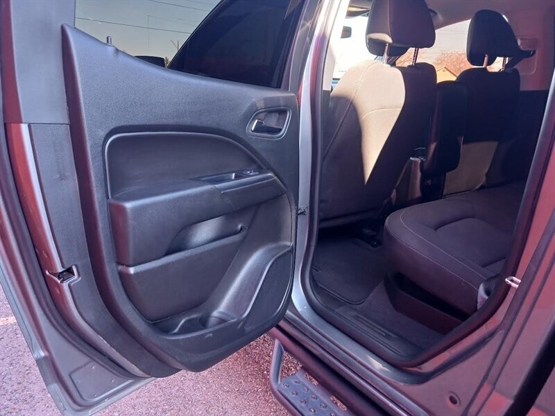 2020 Chevrolet Colorado LT - Photo 23 - Albuquerque, NM 87107