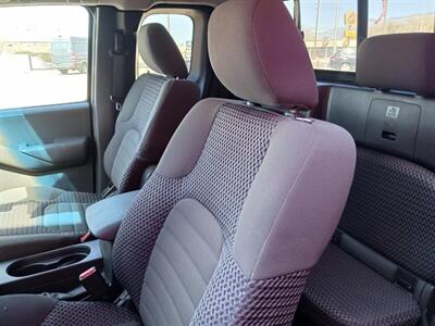 2012 Nissan Frontier SV V6   - Photo 8 - Albuquerque, NM 87107