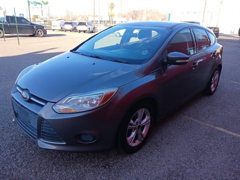 2014 Ford Focus SE   - Photo 1 - Albuquerque, NM 87107