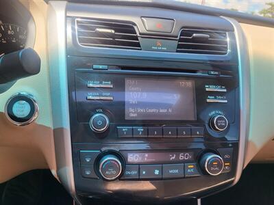 2015 Nissan Altima 2.5 SV w Roof   - Photo 17 - Albuquerque, NM 87107