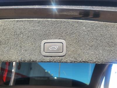 2015 Volvo XC60 T6 R-Design   - Photo 11 - Albuquerque, NM 87107