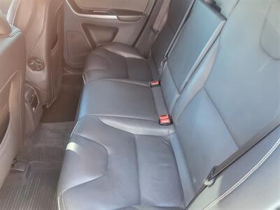 2015 Volvo XC60 T6 R-Design   - Photo 8 - Albuquerque, NM 87107