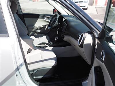 2021 Kia Soul S   - Photo 24 - Albuquerque, NM 87107