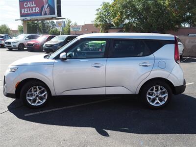 2021 Kia Soul S   - Photo 8 - Albuquerque, NM 87107