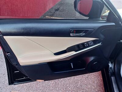 2014 Lexus IS 250   - Photo 7 - Albuquerque, NM 87107