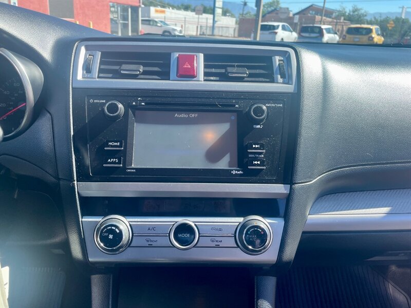 2017 Subaru Legacy 2.5i - Photo 12 - Albuquerque, NM 87107