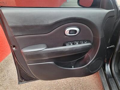 2018 Kia Soul +   - Photo 7 - Albuquerque, NM 87107