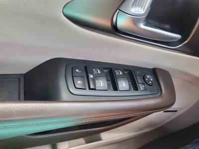 2017 Chrysler Pacifica Touring-L Plus   - Photo 20 - Albuquerque, NM 87107