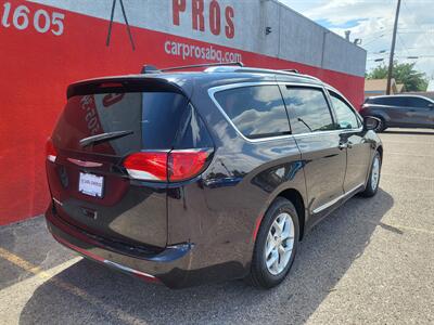 2017 Chrysler Pacifica Touring-L Plus   - Photo 2 - Albuquerque, NM 87107